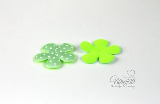 4 Stck. ♥Blumen Applikationen - 4,5cm - gepunktet - MINT ♥