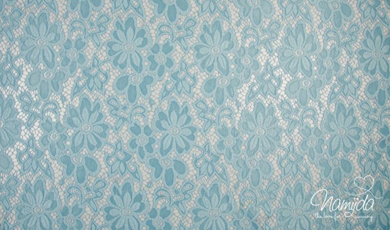 0,5 MTR. ♥ Elastische Spitze SoMMERBLUMEN - HeLLBLau - Spitzenstoff ♥